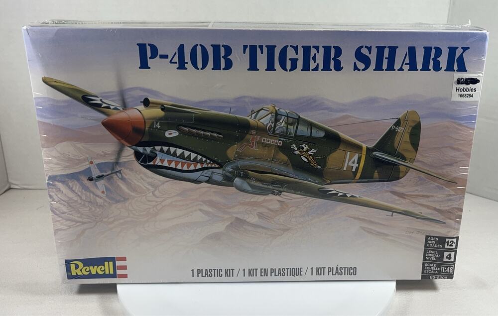 Revell Tiger Shark 1:48 WWII Airplane Unassembled Plastic Kit